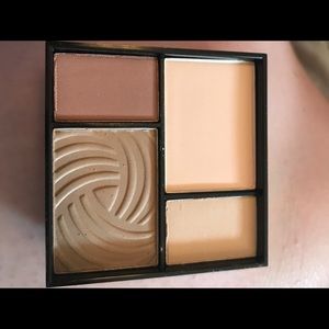 Brand new highlight and contour powder